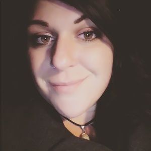 Meet your Posher, Stefanie